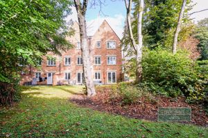 Photo 5- click for photo gallery